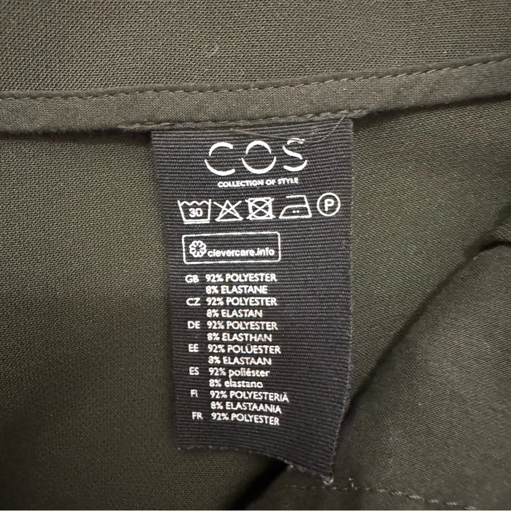 COS relaxing fit High-Waisted wide-Leg  cropped women’s trouser size L - Picture 11 of 14